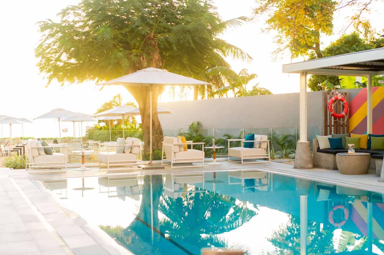 2beach club homepage cover